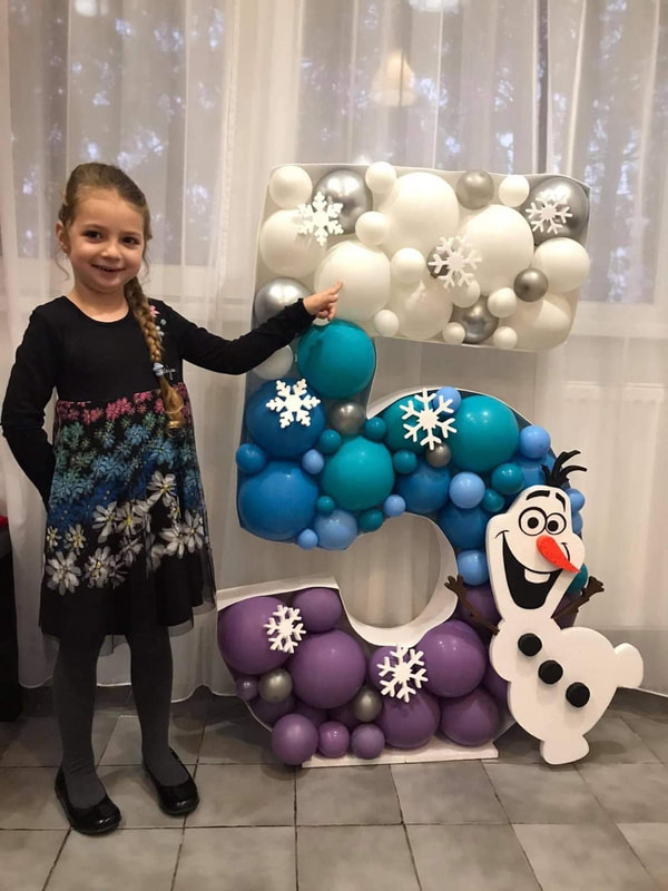 Balloon mosaic birthday decoration, Nikoloon Frames best design awards