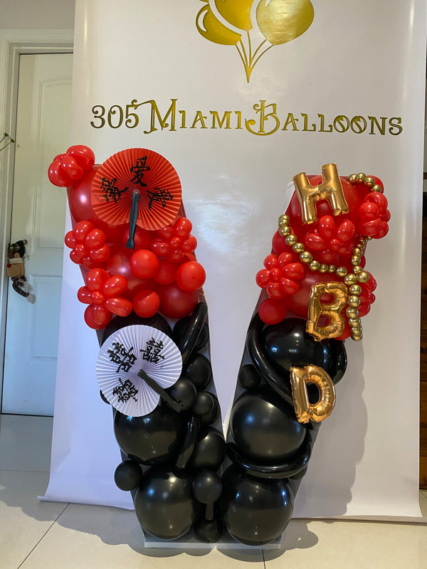 Balloon mosaic birthday decoration, Nikoloon Frames best design awards winner