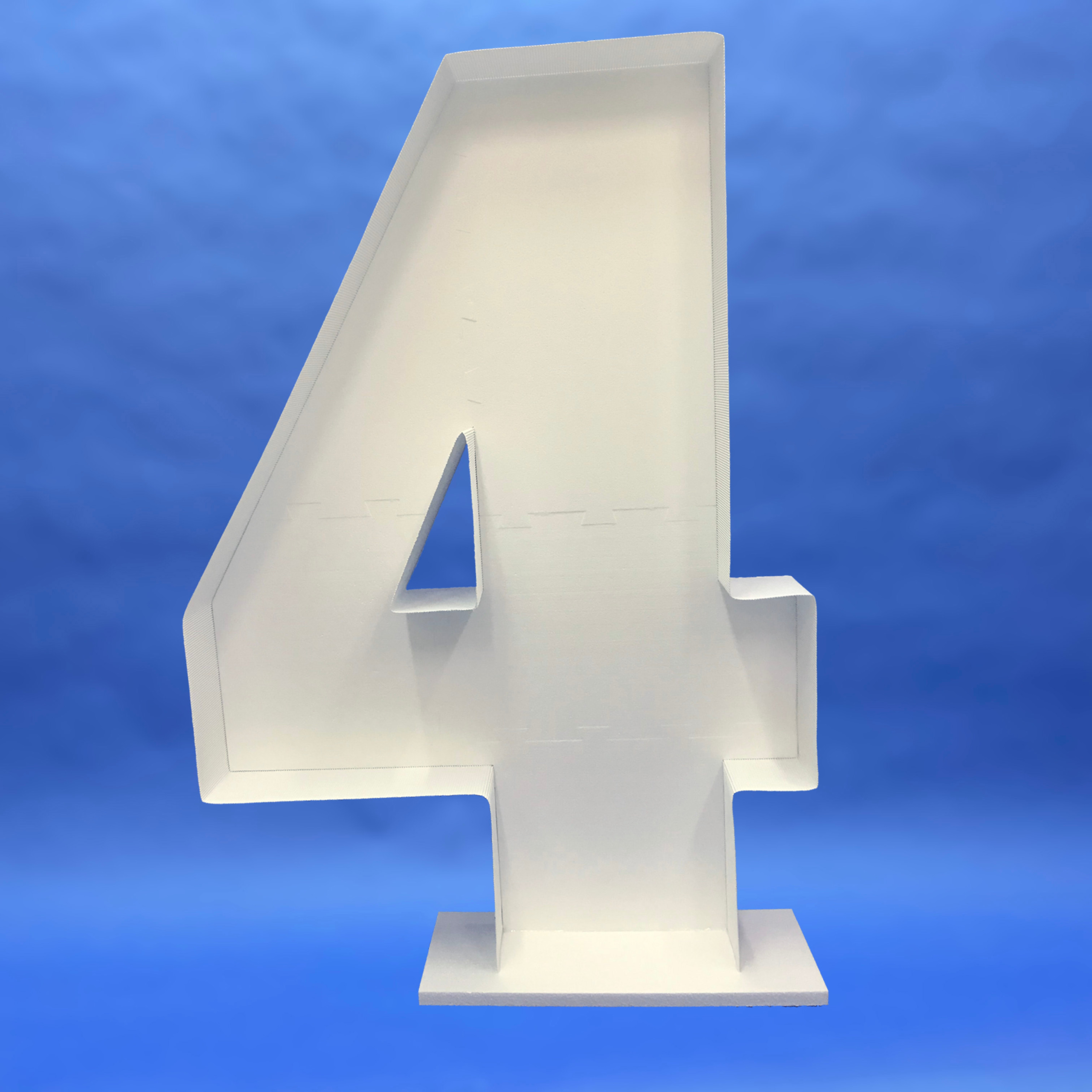 Zahl 4
