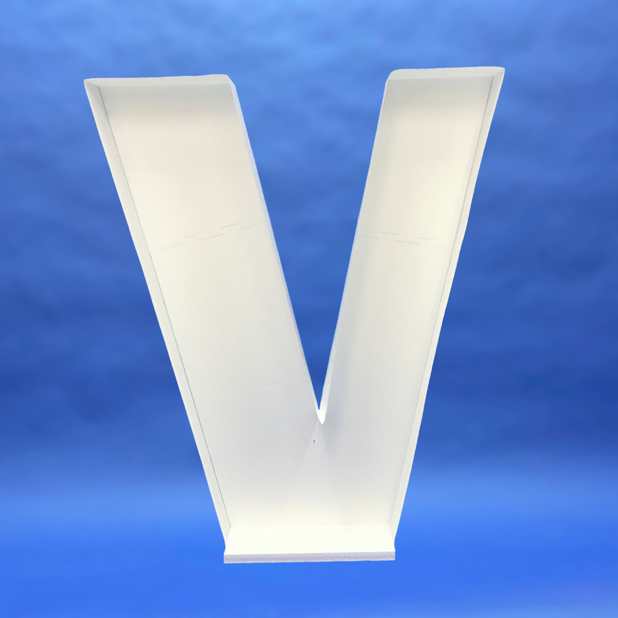 Letra V – 100 cm de alto
