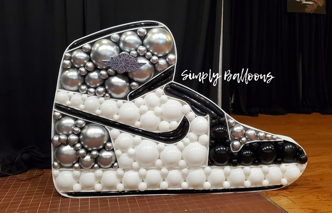 Balloon mosaic birthday decoration, Nikoloon Frames best design awards