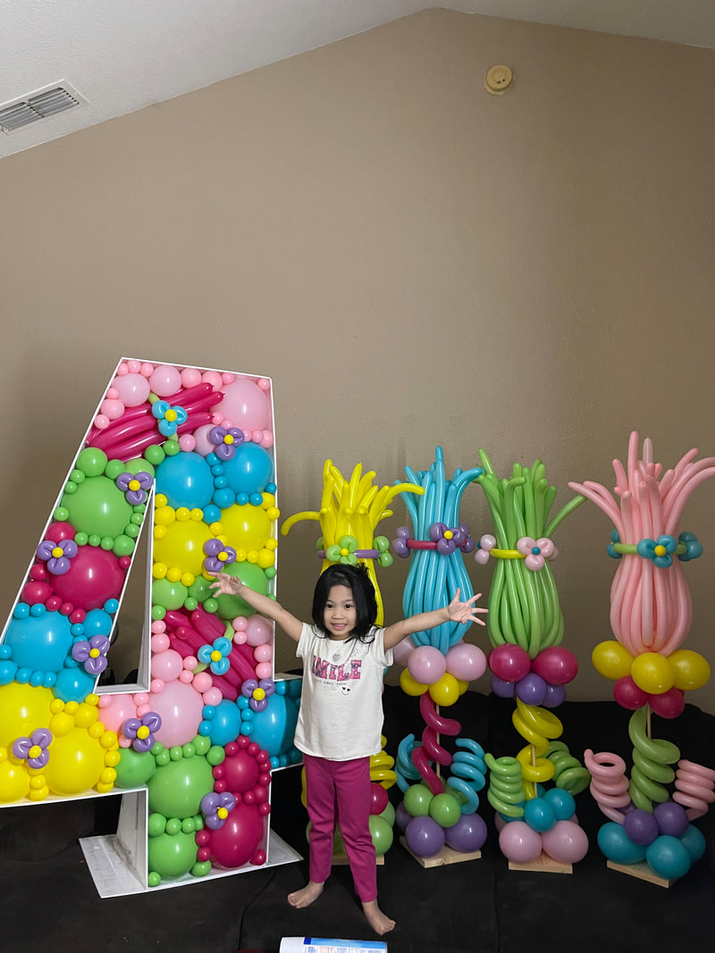 Balloon mosaic birthday decoration, Nikoloon Frames best design awards